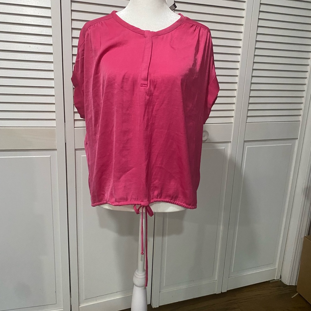 BCBGMaxAzria Fuchsia Blouse Tana size S